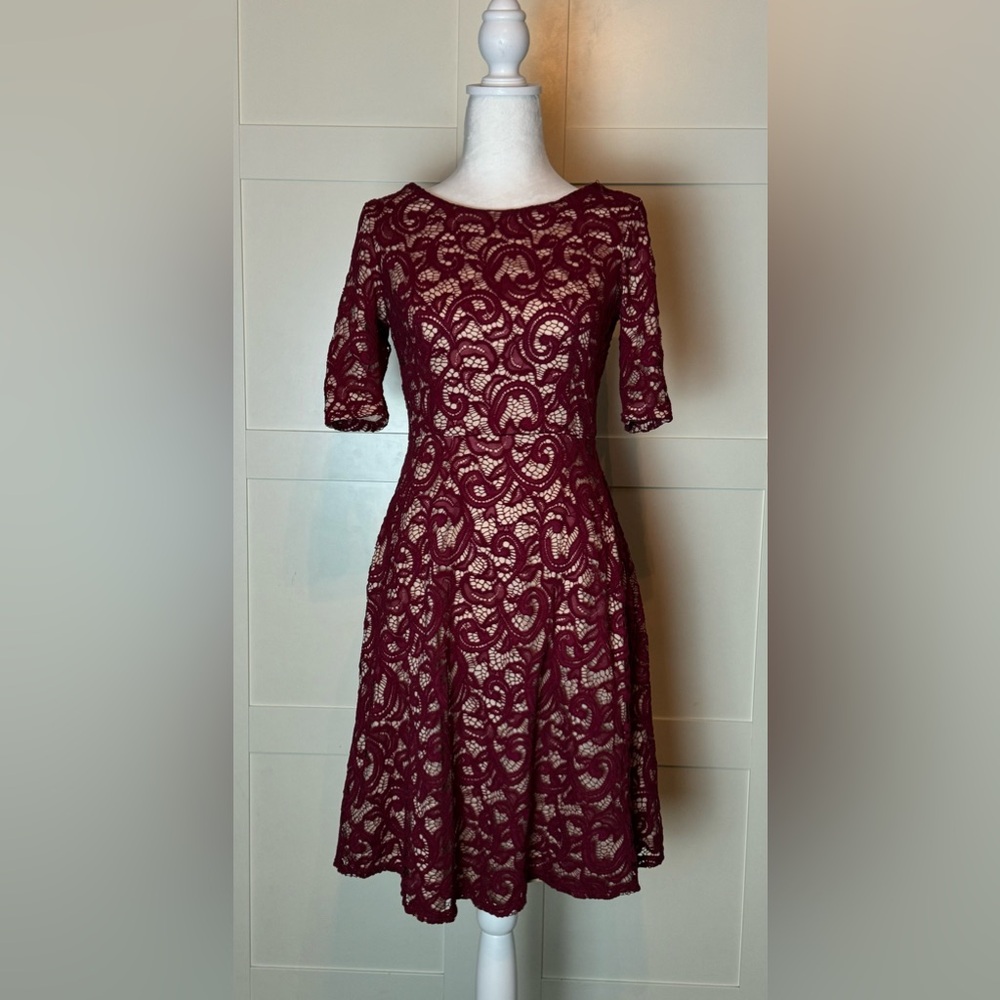 Mikarose lace dress - cranberry/burgundy - size S